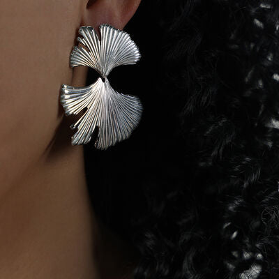 ALONDRA Ginkgo Biloba Design Stud Earrings